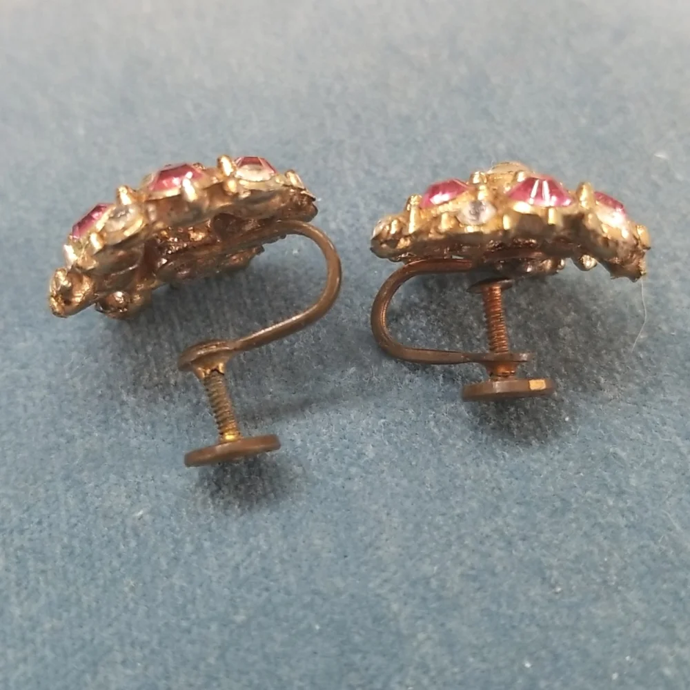 Vtg pink rhinestone cluster earrings